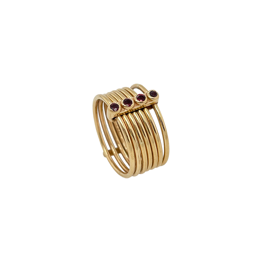 ioanna liberta 7 rings 4 rubies