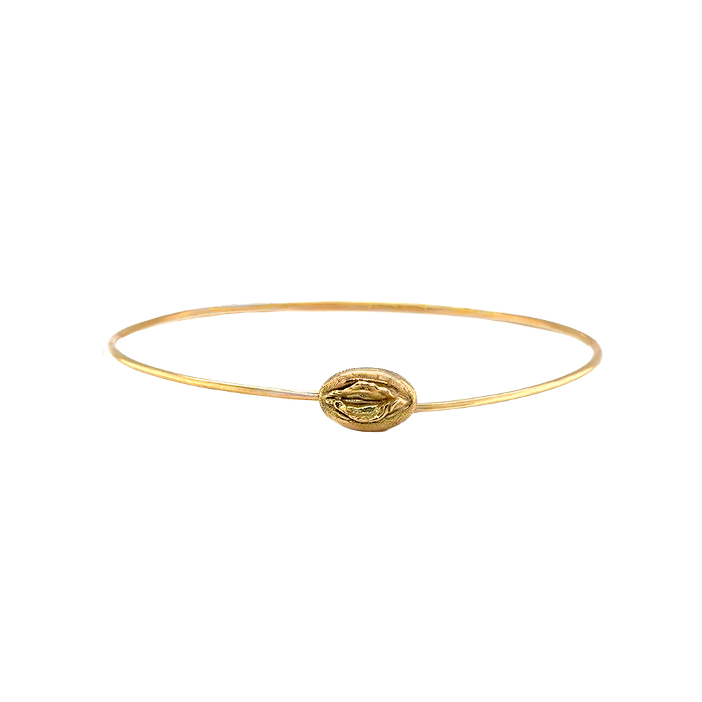 Vulva Bangle